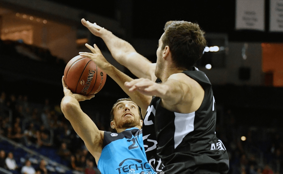 开云棋牌 -关于马卡比特拉维夫迎欧篮联关键赛，关键战豪取连胜，值得警惕，年轻球员获得机会的信息