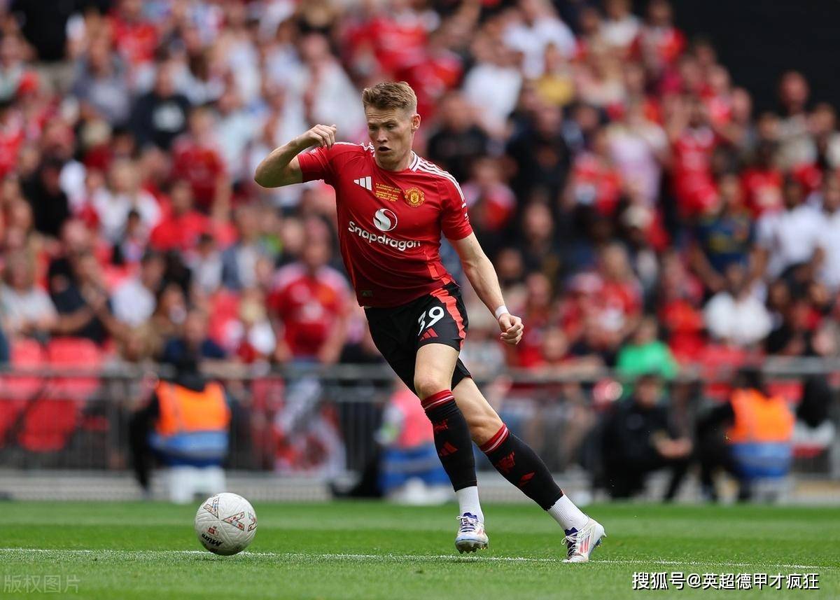 开云娱乐网站 -西班牙国家队训练开放日；集结日扳平良机引观众欢呼；社区盾在即；资深球员宣示担当的简单介绍