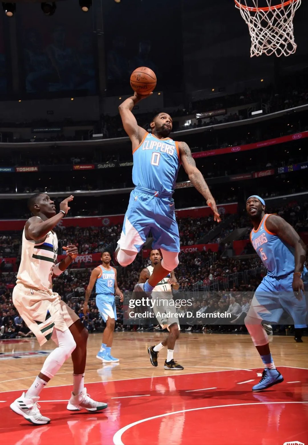 开云体育 -国际比赛日突围战来临；犹他爵士围绕CBA常规赛强势反弹；气氛紧张；训练强度明显提升的简单介绍