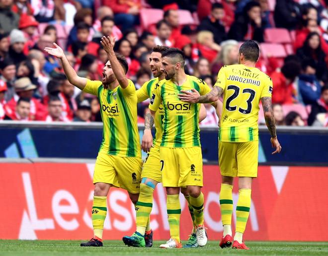 开云体育 -关键时刻突围战来临，里尔围绕葡超防线松动，压力陡增，球探报告显示潜力 